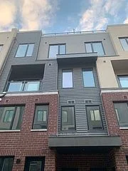 3556 Colonial Drive 7, Mississauga, On L5l 5t3