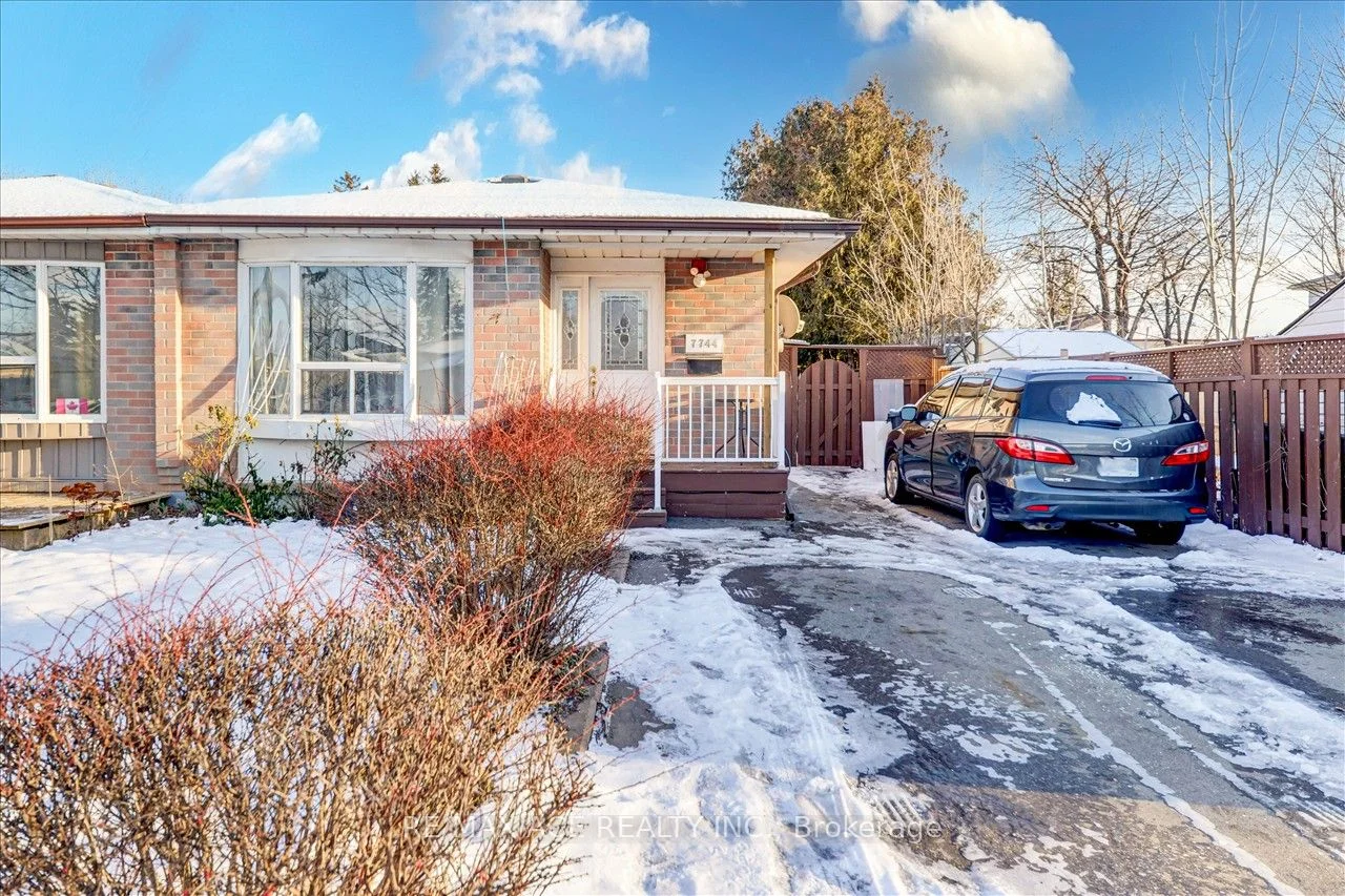 7744 Priory Crescent, Mississauga, On L4t 3h5