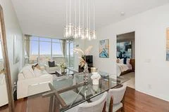 1055 Southdown Road 1207, Mississauga, On L5j 0a3