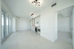 3900 Confederation Pkwy, Parkway 3803, Mississauga, On L5b 0m3