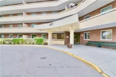 3577 Derry Road E 910, Mississauga, ON L4T 1B3