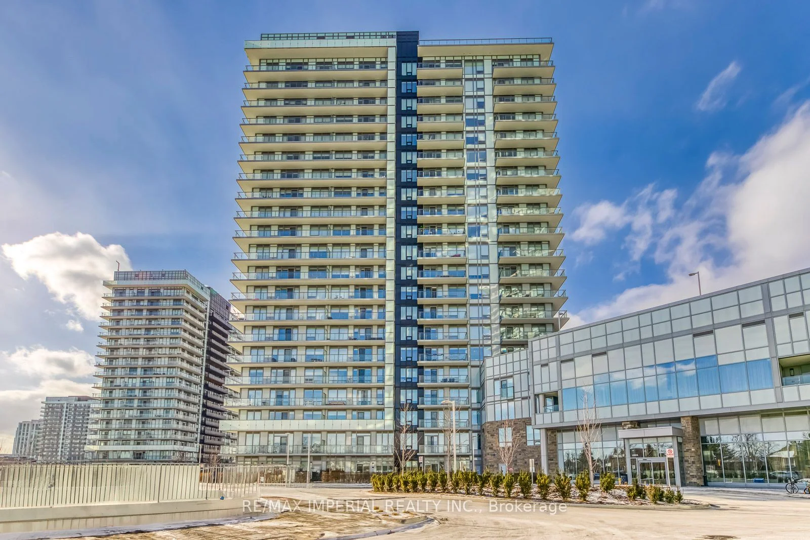 4655 Metcalfe Avenue 1408B, Mississauga, ON L5M 0Z7