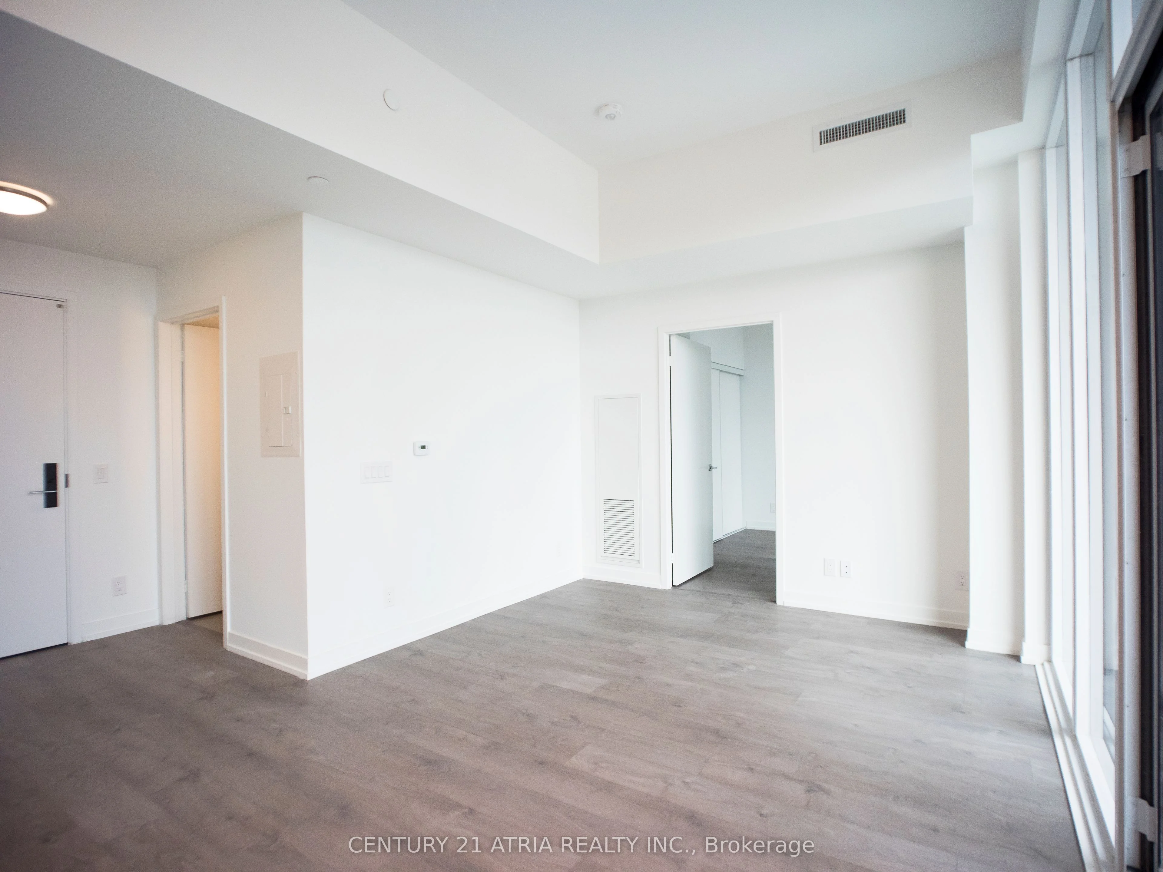270 Dufferin Street 1002, Toronto W01, ON M6K 0H8