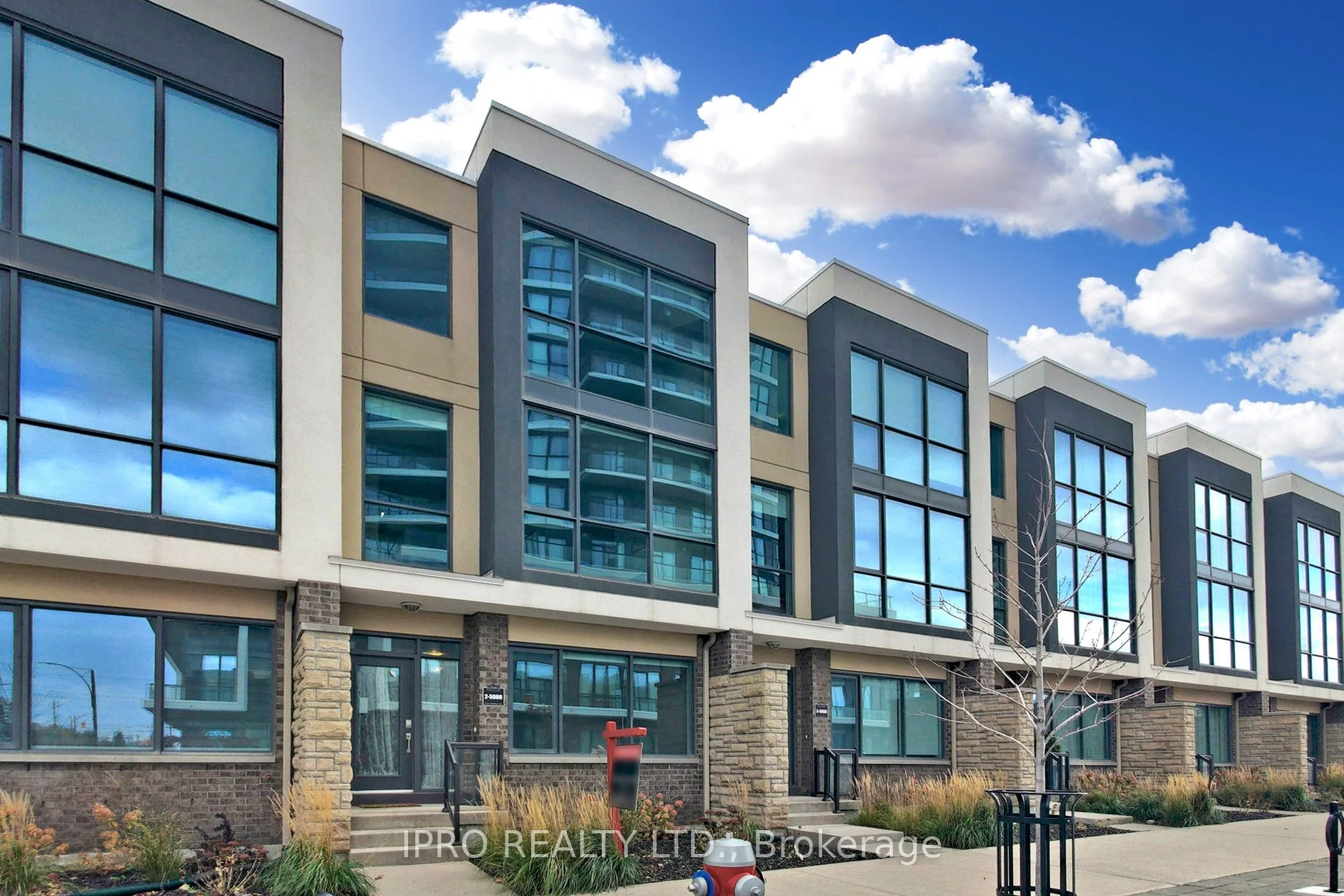 5060 Four Springs Avenue 2, Mississauga, On L5r 0e9