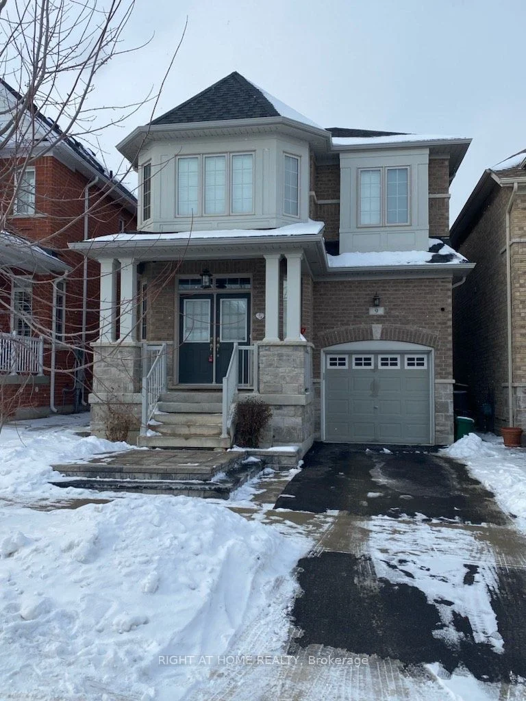 9 Fengate Lane, Halton Hills, ON L7G 0K2
