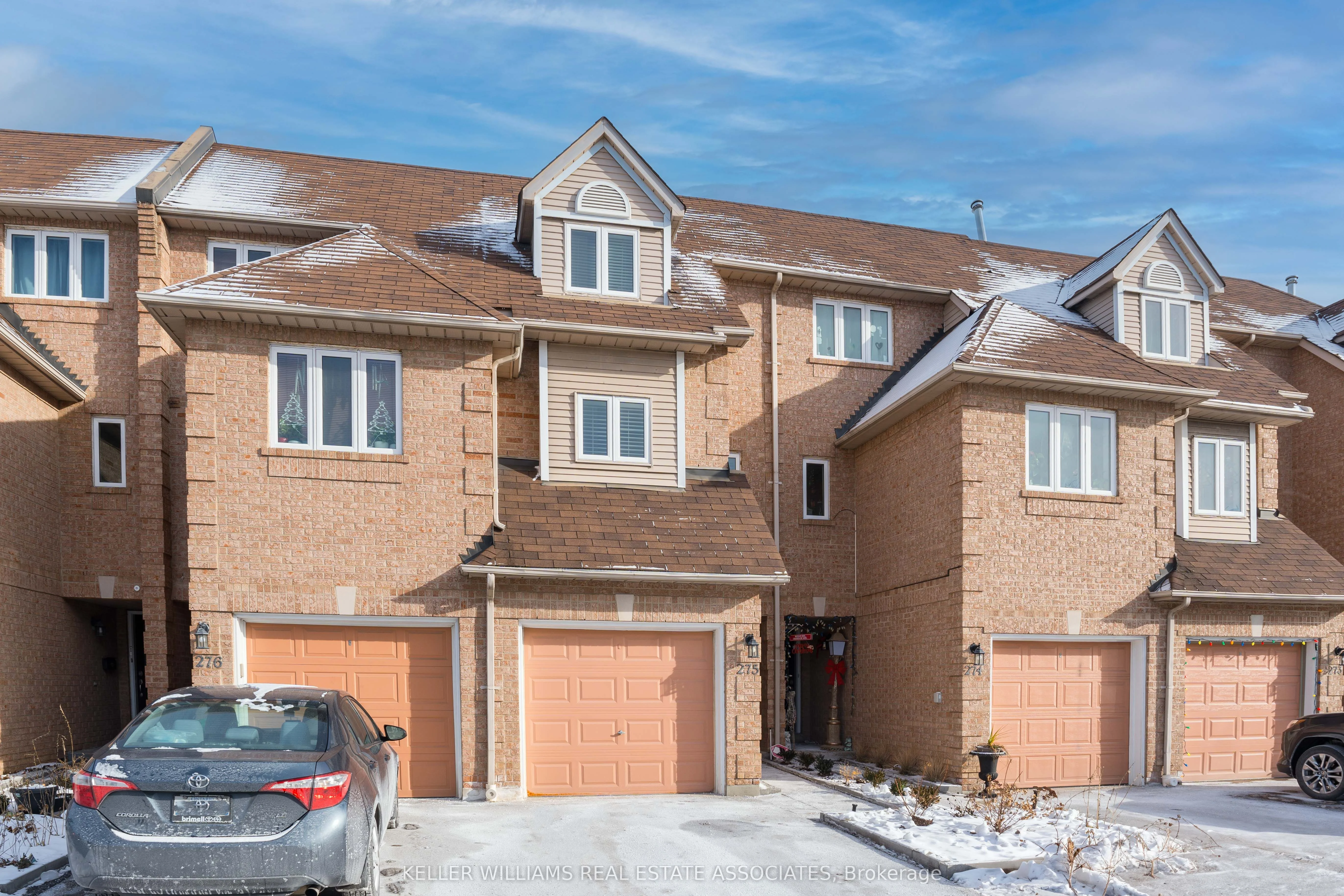 60 Barondale Drive 275, Mississauga, ON L4Z 3N8