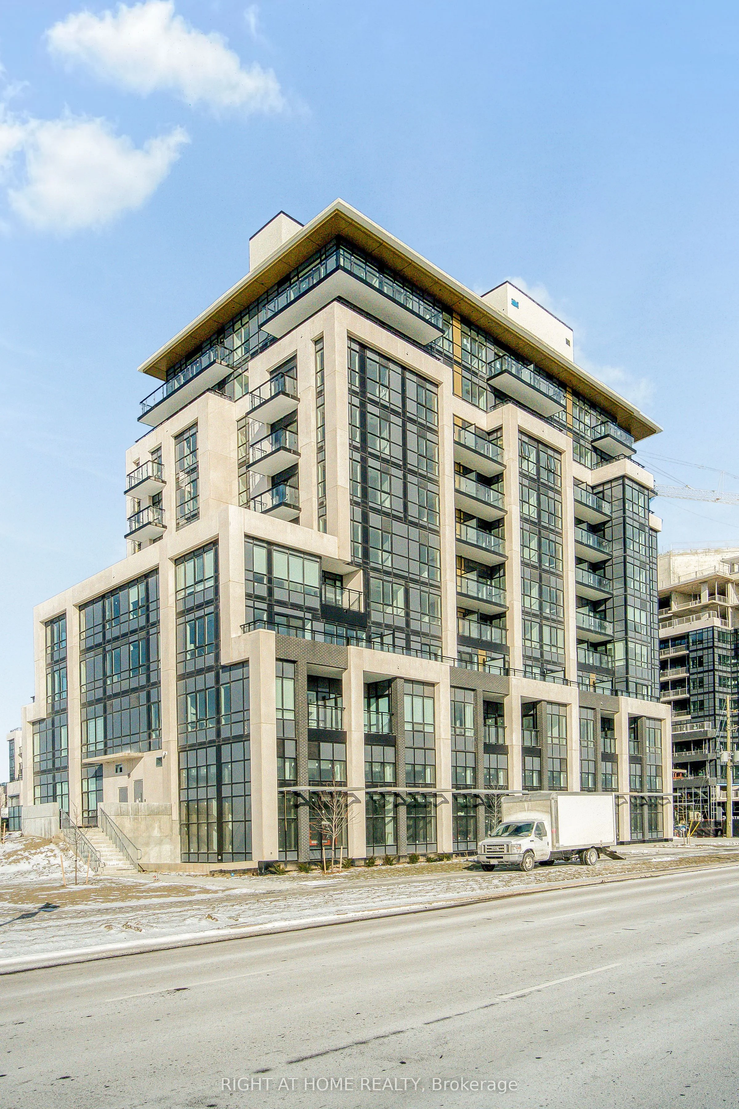 405 Dundas Street W 618, Oakville, On L6m 4m2