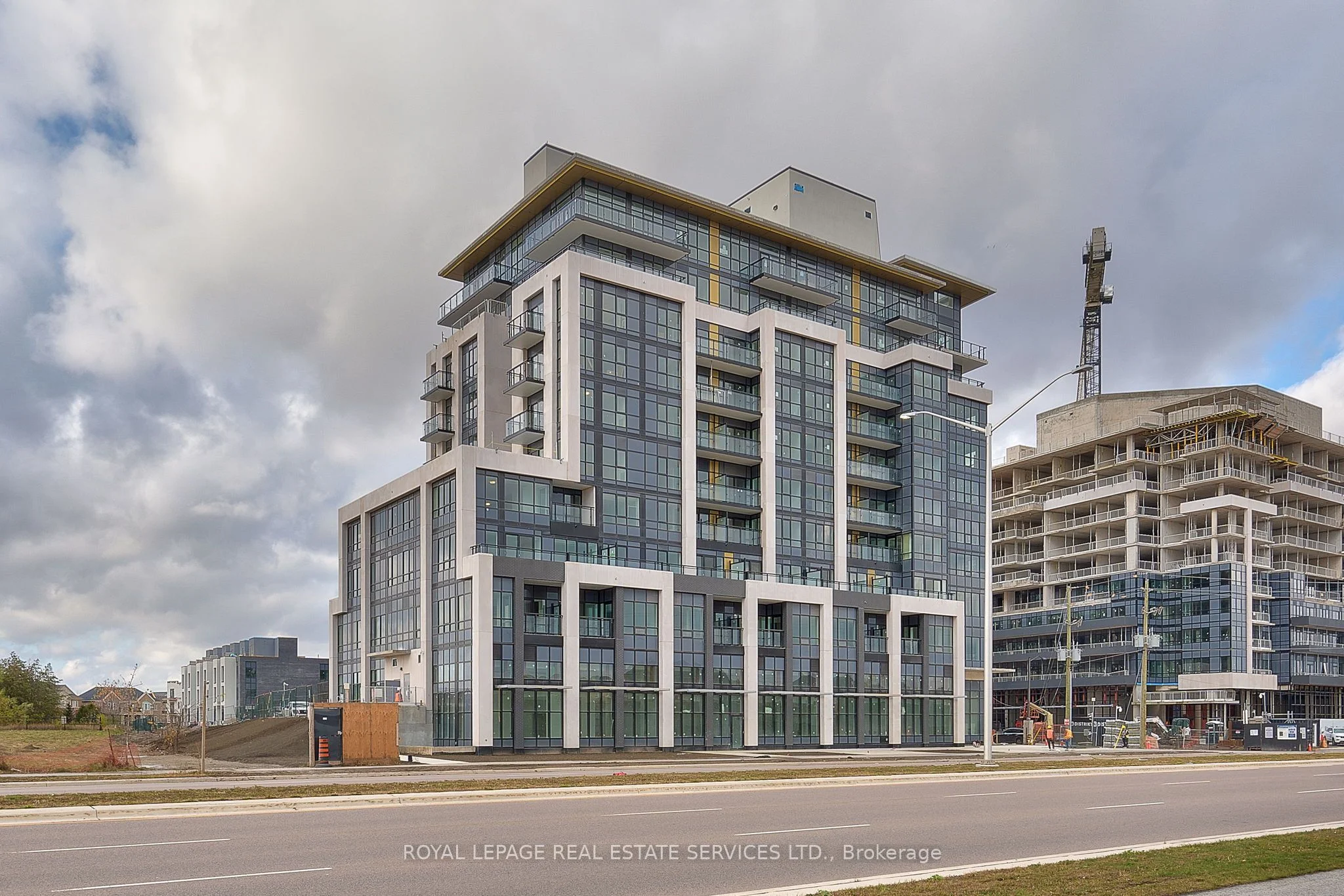 405 Dundas Street W 602, Oakville, On L6m 5p4