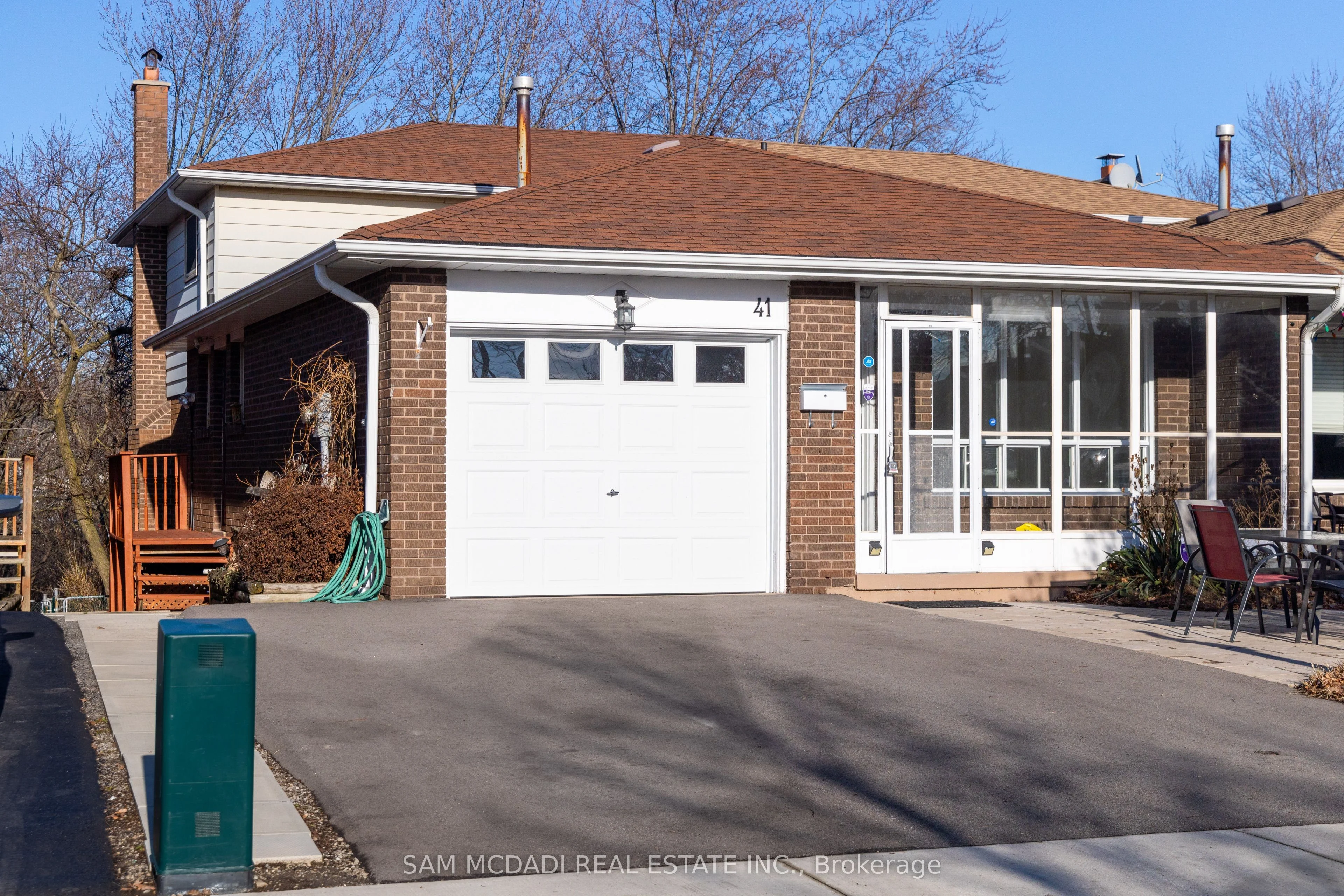 41 Bremen Lane, Mississauga, ON L5M 1G7