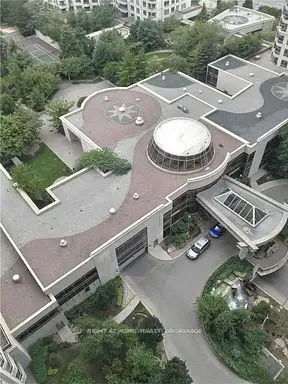 3880 Duke Of York Boulevard 1903, Mississauga, On L5b 4m7