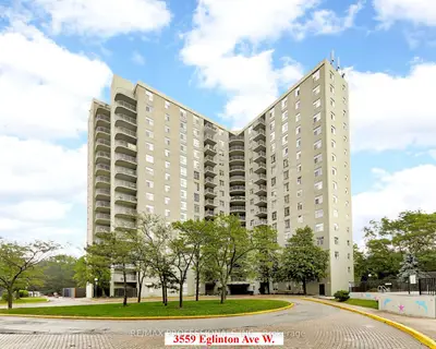 3559 Eglinton Avenue W 902, Toronto W04, On M6m 5c6