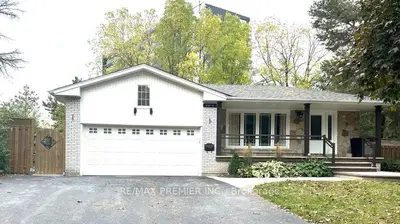 2014 Waycross Crescent, Mississauga, On L5k 1h9