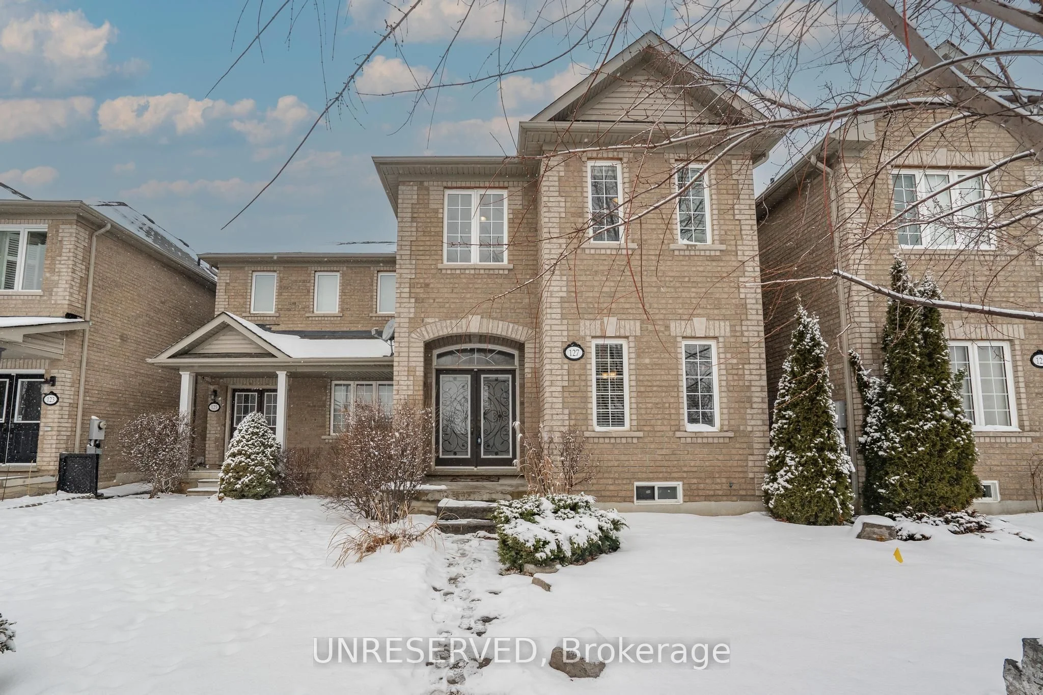 127 Goldham Way, Halton Hills, On L7g 0b3