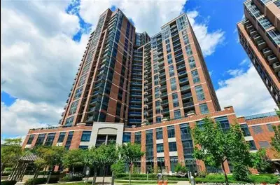 60 Heintzman Street N 1028, Toronto W02, On M6p 5a1