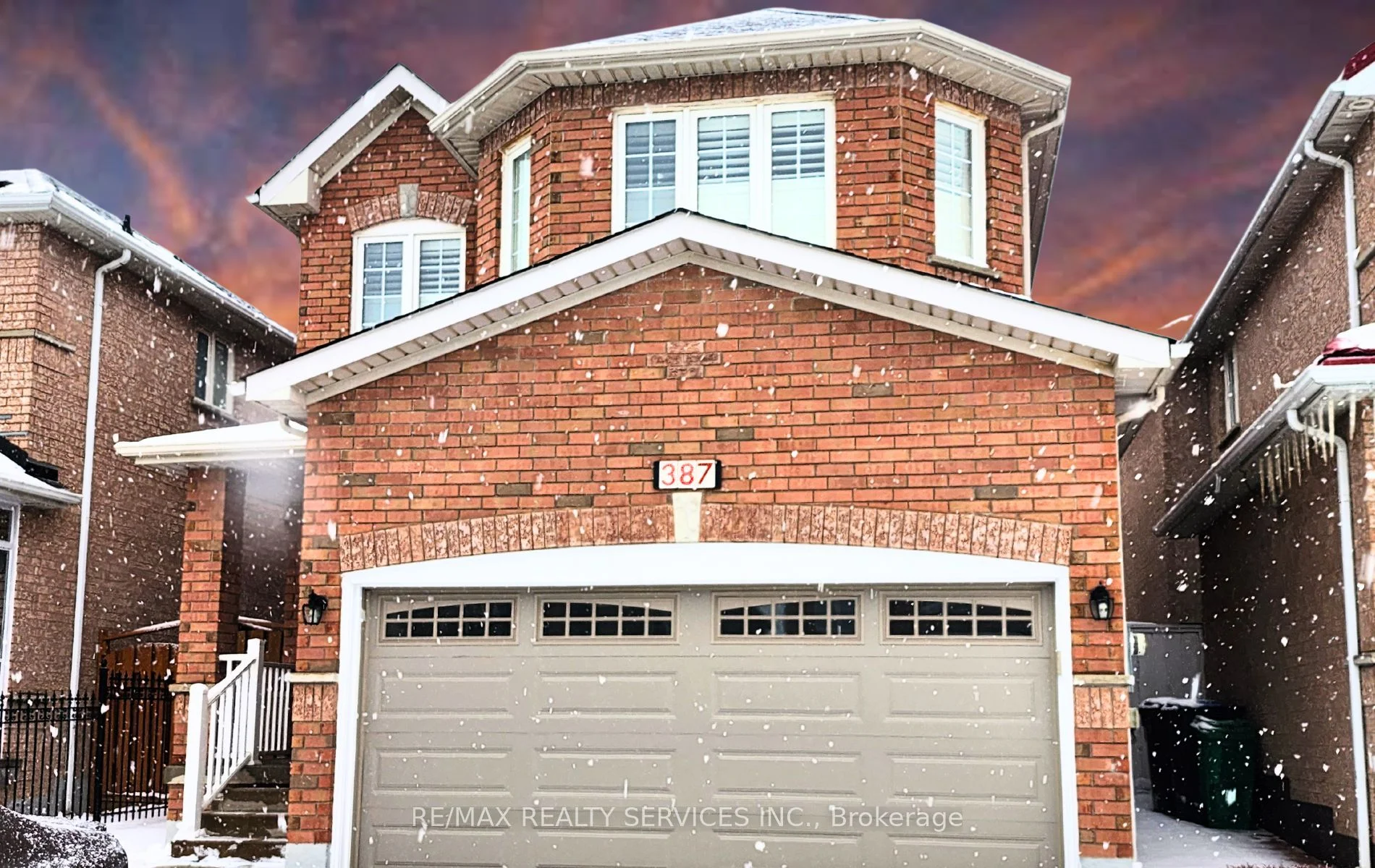 387 Rocca Court, Mississauga, ON L5W 1V1