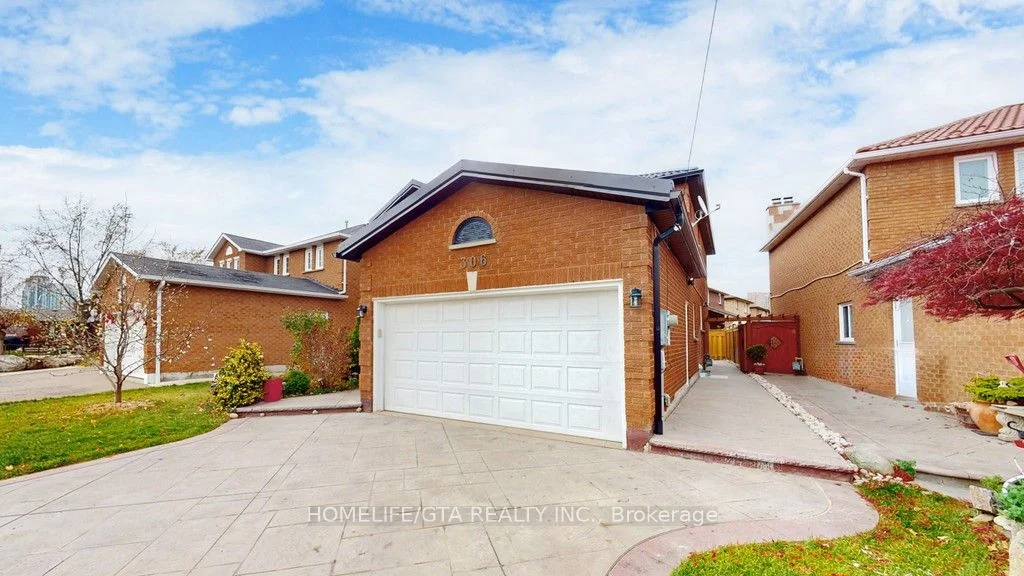306 Fairview Road W Bsmt, Mississauga, ON L5B 3G8