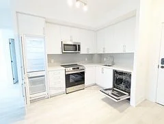 2450 Old Bronte Road 335, Oakville, ON L6M 5P6