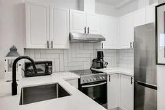 2874 Keele Street 302, Toronto W05, On M3m 3c4