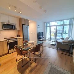 #607 1195 The Queensway, Toronto W08, On, M8z 1r7