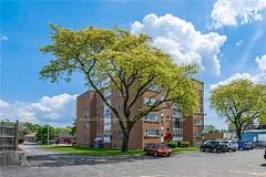 824 Brant Street 27, Burlington, On L7r 2j5