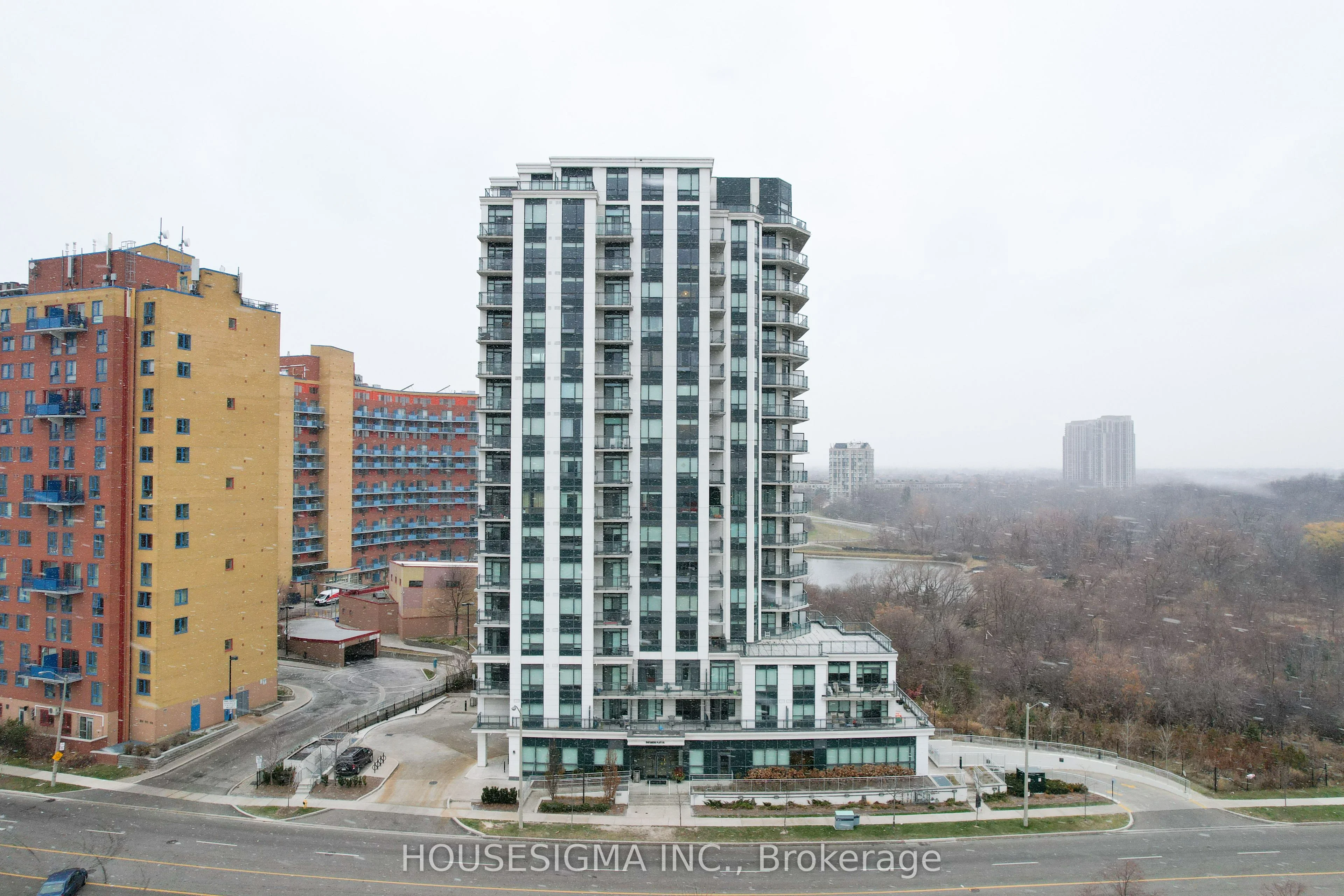 840 Queens Plate Drive 1112, Toronto W10, On M9w 7j9