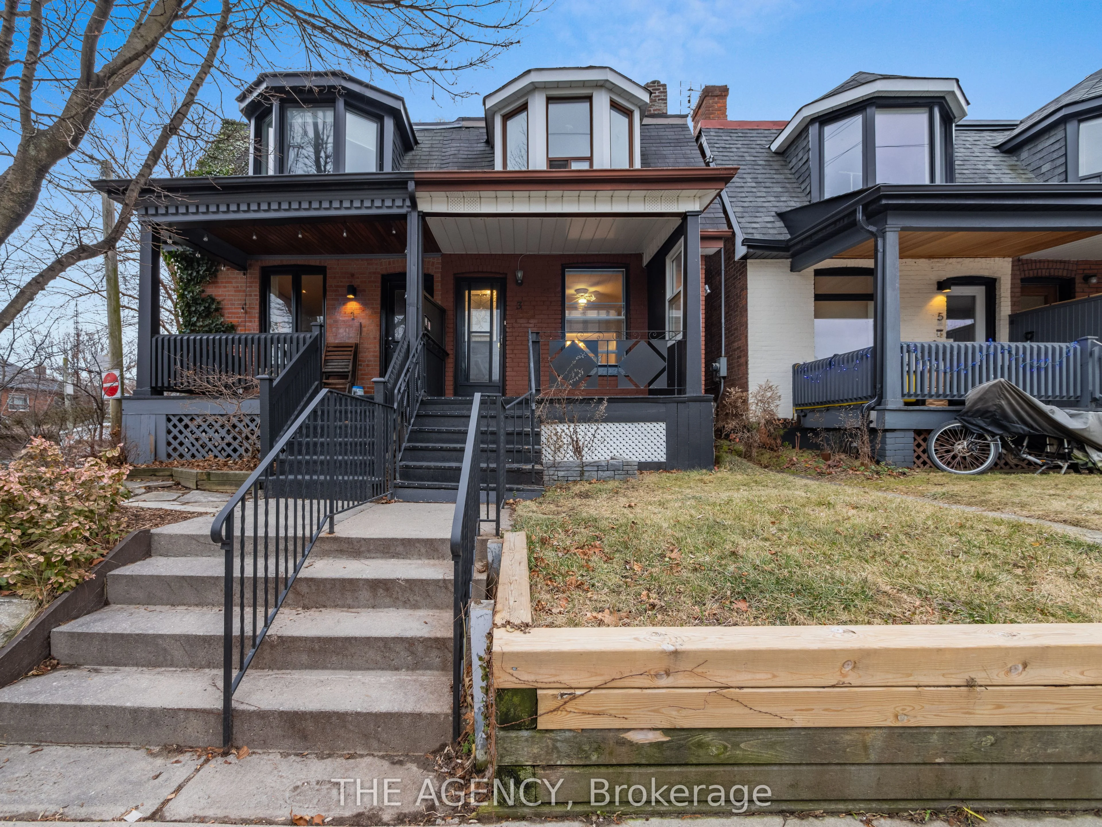 3 Leeds Street, Toronto W02, On M6g 1n9