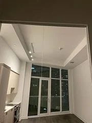 3900 Confederation Parkway 522, Mississauga, On L5b 0m3