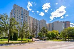 5280 Lakeshore Road 802, Burlington, On L7l 5r1