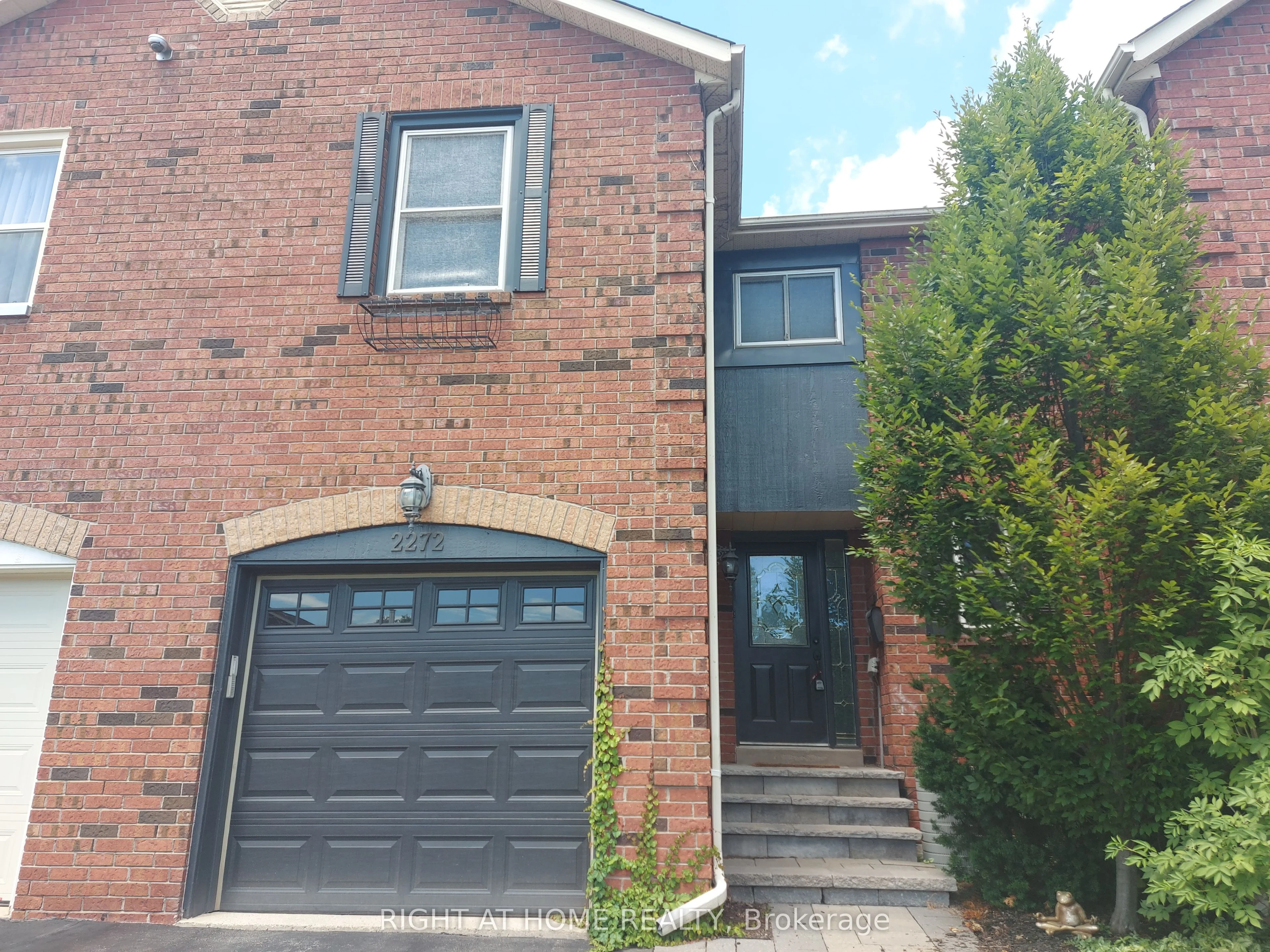 2272 Margot Street, Oakville, ON L6H 3M7