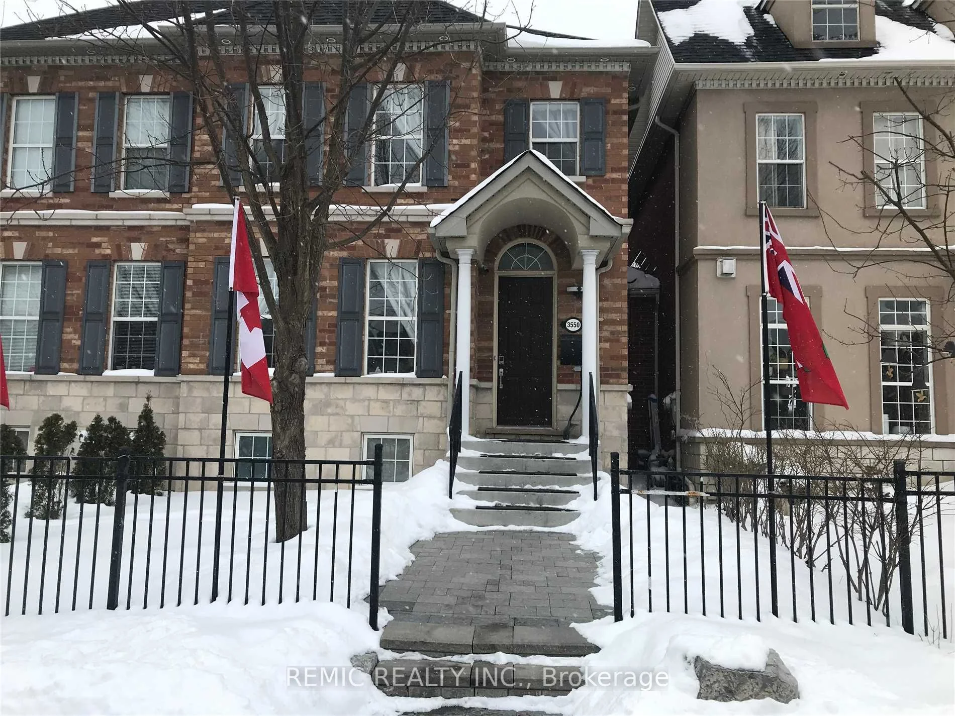 3550 Eglinton Avenue, Mississauga, On L5m 7c4