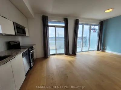 56 Annie Craig Drive 909, Toronto W06, On M8v 0c5
