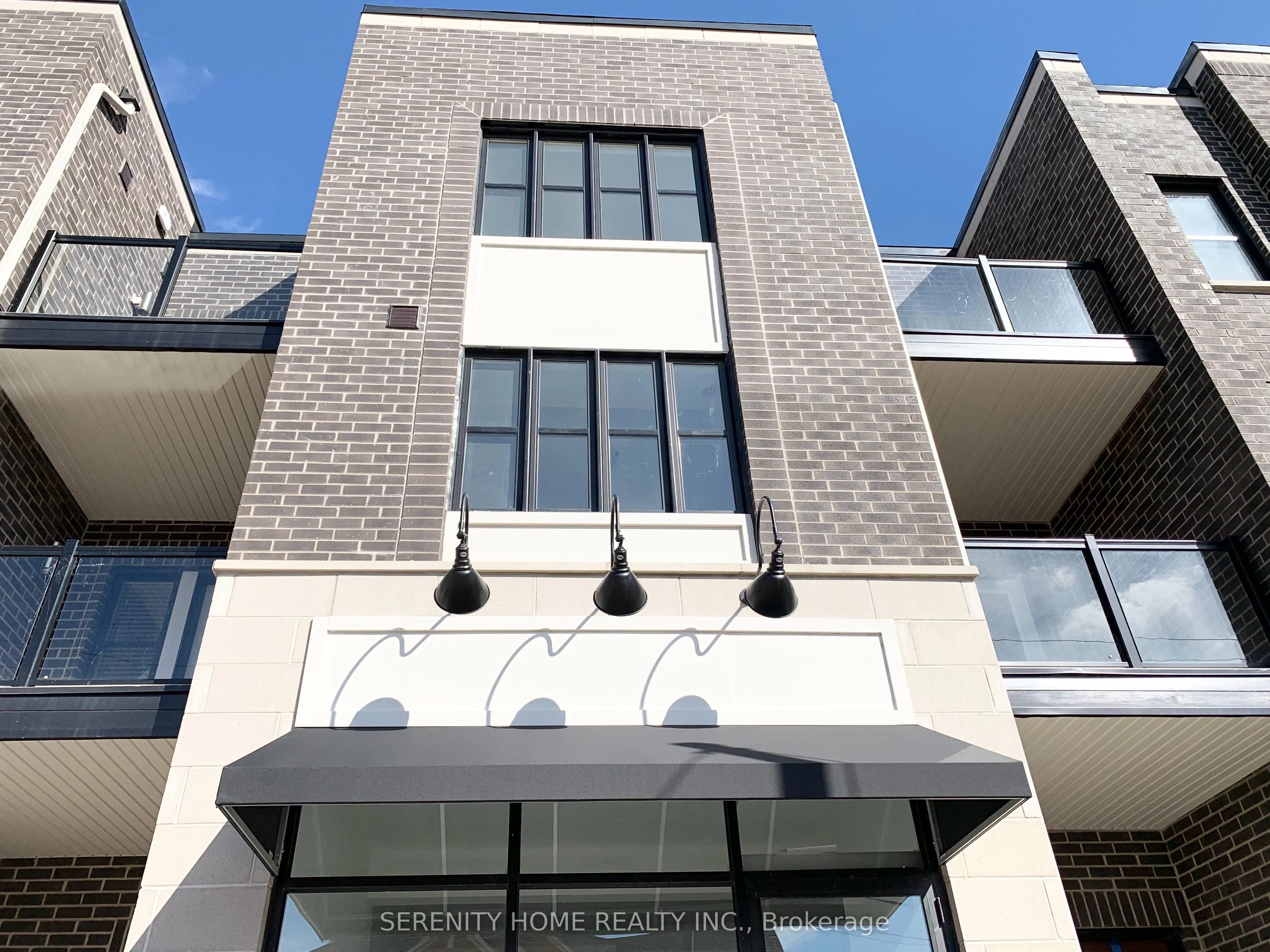 120 Burnhamthorpe Road E, Oakville, ON L6H 0X9