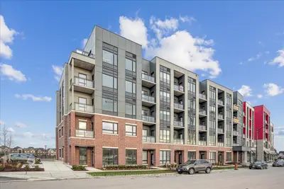3265 Carding Mill Trail 514, Oakville, ON L6M 0W6