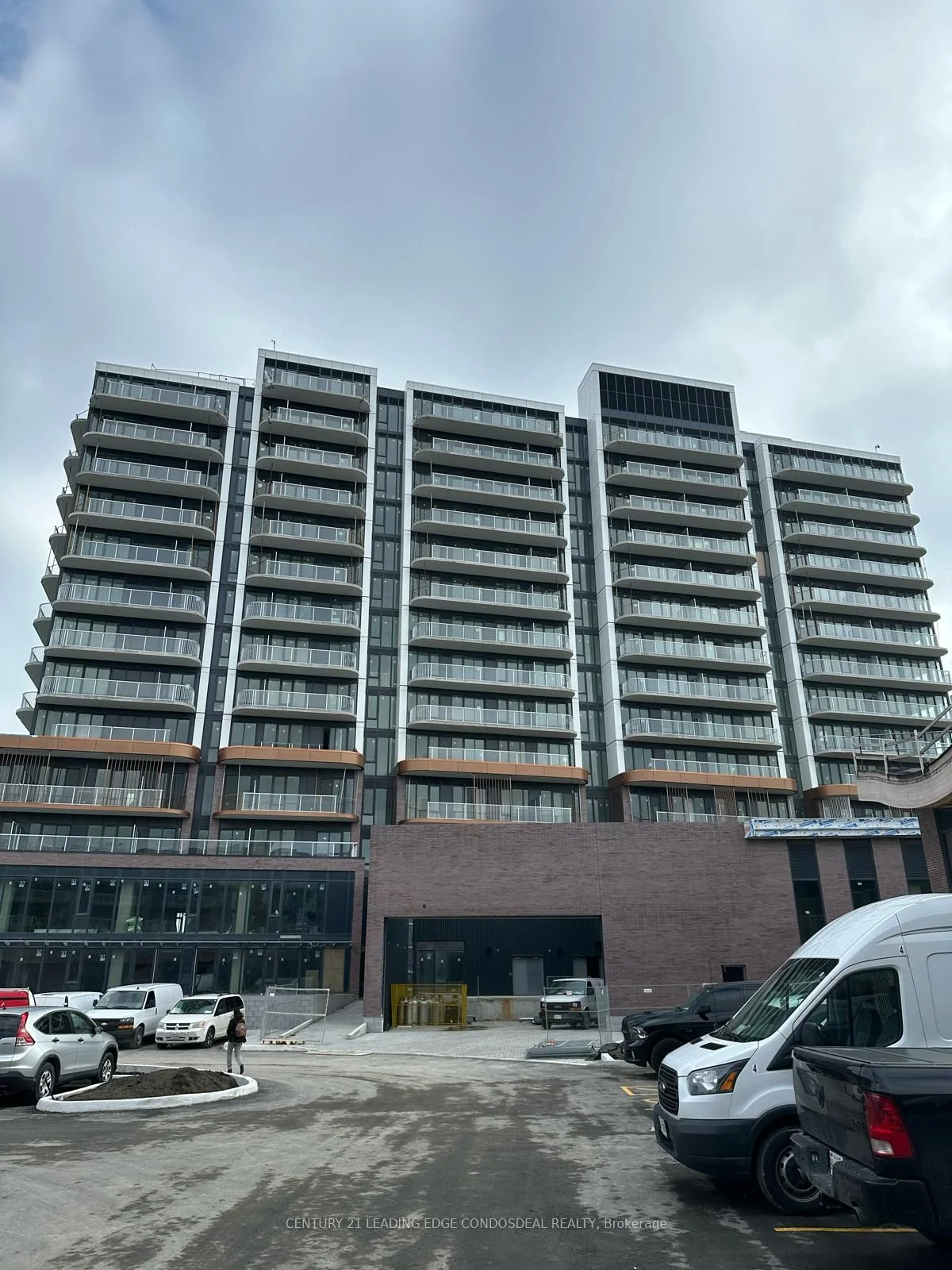 215 Lakeshore Road W 302, Mississauga, On L5h 0a7