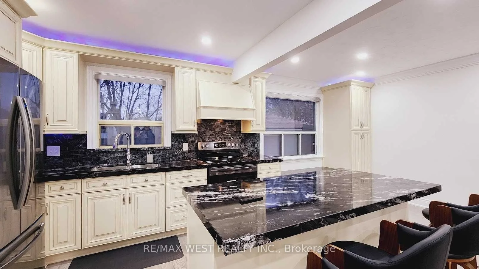 1747 Coram Crescent Main Fl, Mississauga, On L4x 1l2
