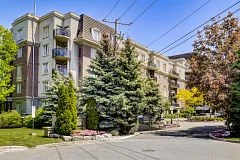 245 Dalesford Road 522, Toronto W07, ON M8Y 4H7
