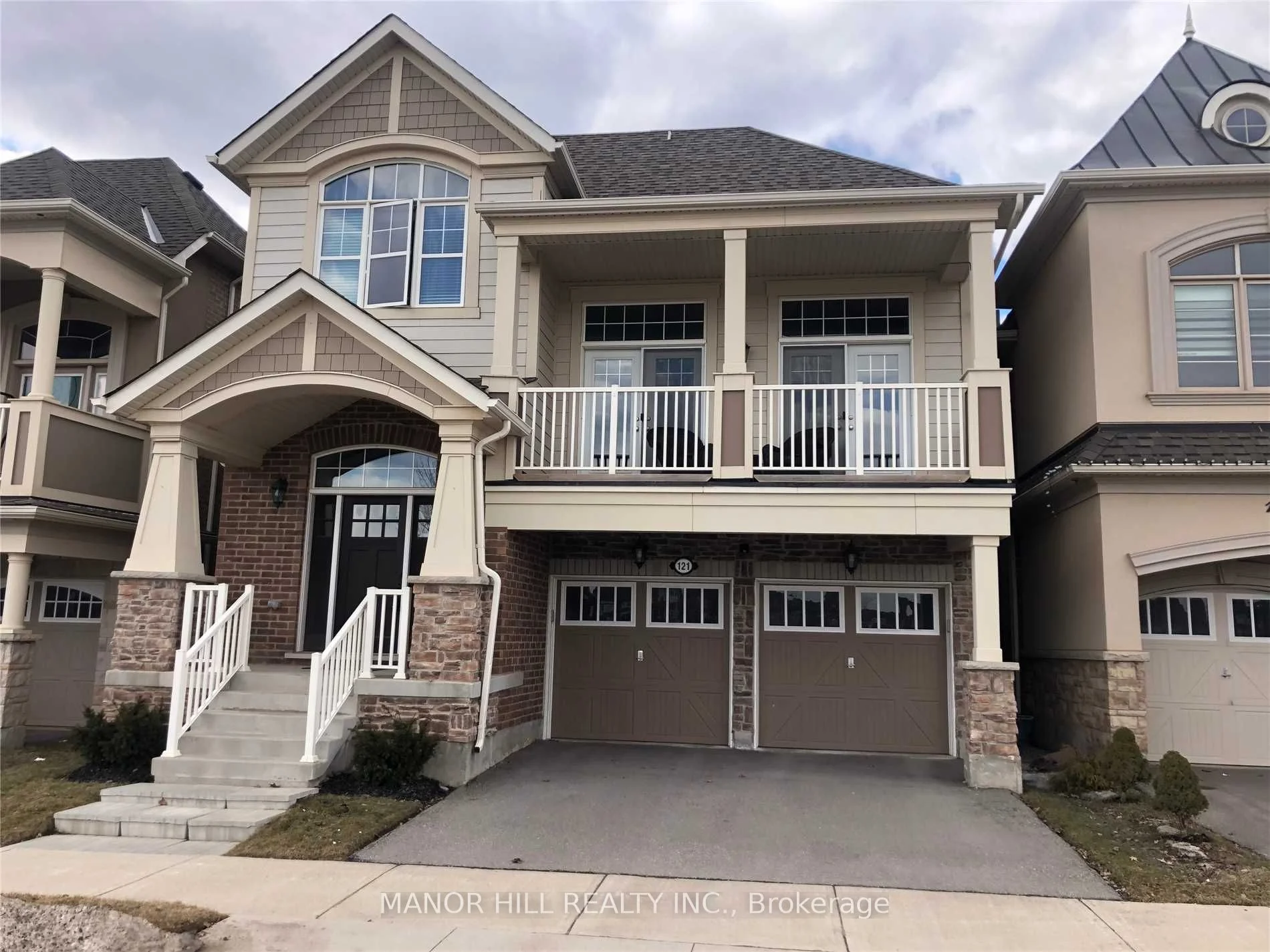 121 Sixteen Mile Drive, Oakville, ON L6M 0T7