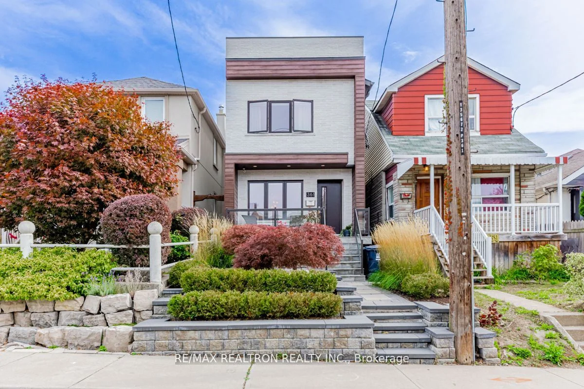 361 Mcroberts Avenue, Toronto W03, On M6e 4r1