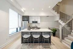 430 Roncesvalles Avenue Th2, Toronto W01, On M6r 0a6