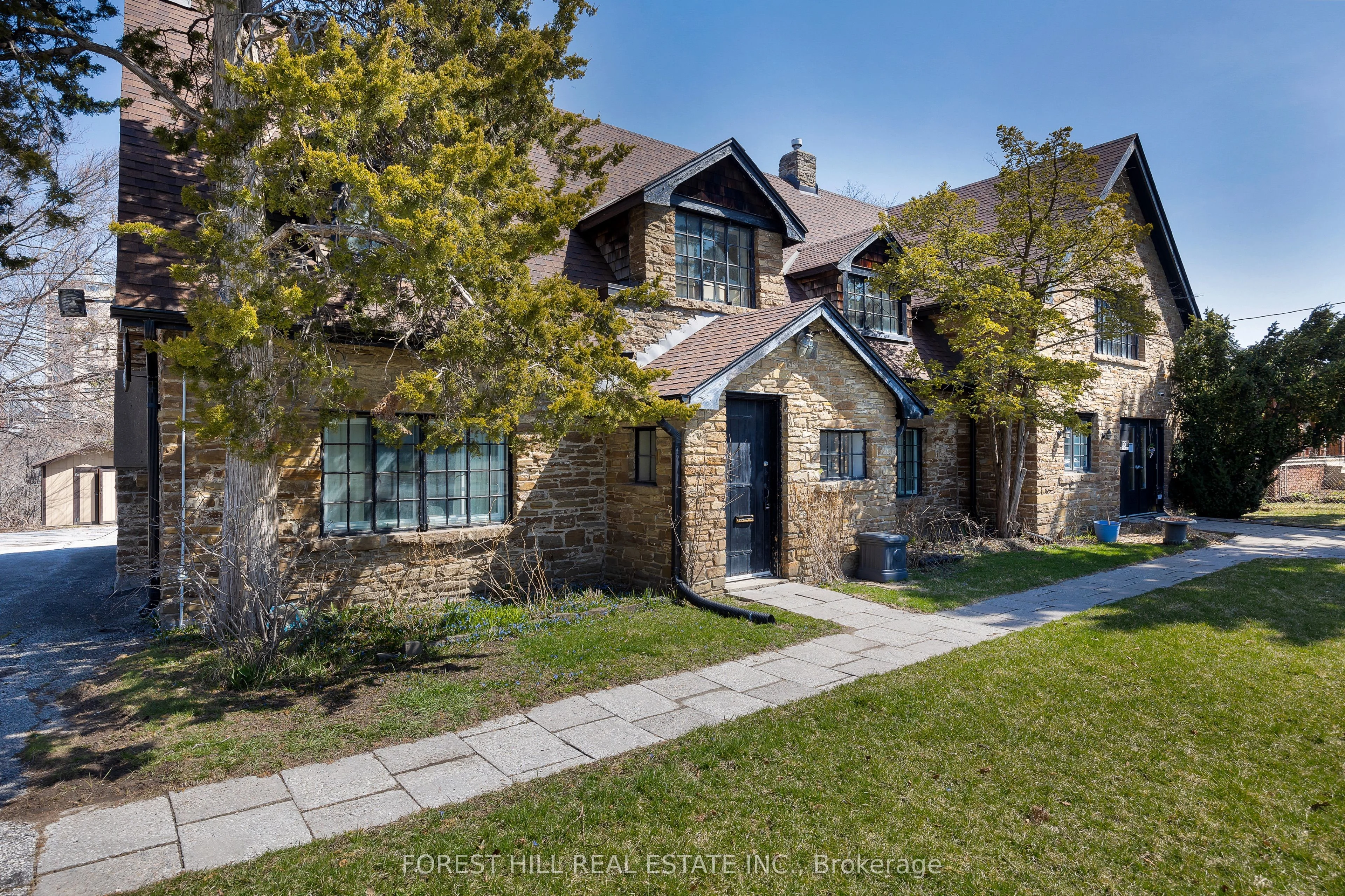 Detached in Toronto
