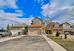 7345 Zinnia Place, Mississauga, On L5w 1k6