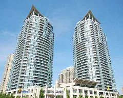 33 Elm Drive 202, Mississauga, On L5b 4m2