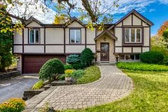 118 Tavistock Square, Oakville, On L6k 2v2