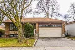 1164 Shamir Crescent Main, Mississauga, ON L5C 1L1