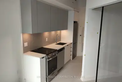 57 Brock Avenue 514, Toronto W01, On M3h 3n2