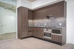 2720 Dundas Street W 206, Toronto W02, ON M6P 0C3