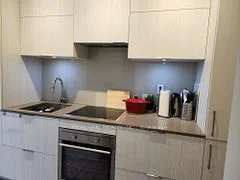 1990 Bloor Street W 404, Toronto W02, On M6p 3l1