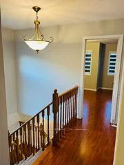 524 Thelma Street, Burlington, On L7l 6w8