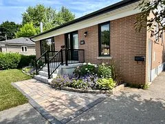 10 Elizabeth Street, Halton Hills, On L7g 3k2