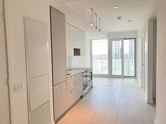 3883 Quartz Road 1812, Mississauga, On L5b 0m4